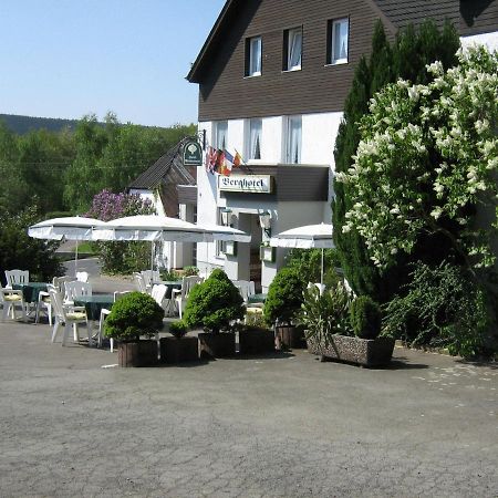 Berghotel Holzerath Luaran gambar